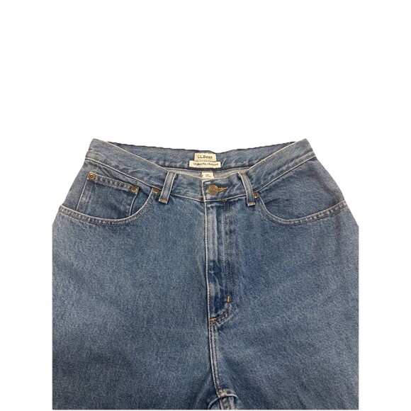 LL Bean Jeans Women’s 10 R Original Fit Relaxed Straight Leg Medium Wash Jeans - Picture 4 of 6
